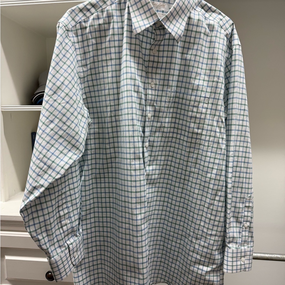 Roundtree & Yorke Gold Label Green, Blue, and White Plaid Shirt